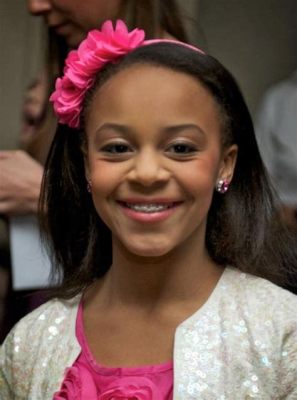 how old is nia from dance moms? and what makes her unique in the cast